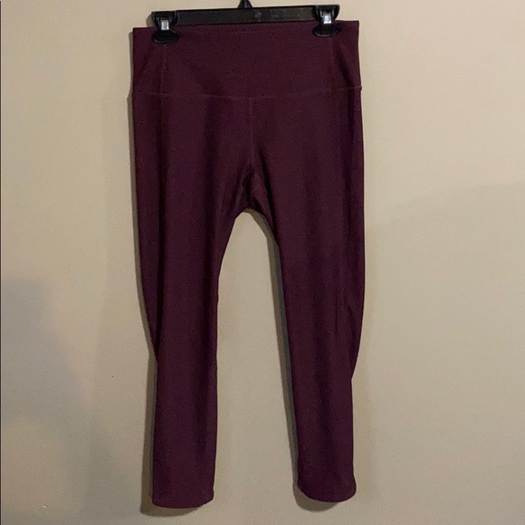 Zella Pants - Z by Zella Burgundy High Rise Capri Size Medium